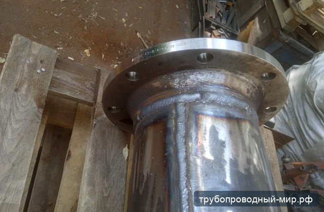 Сварной трубный узел с фланцем