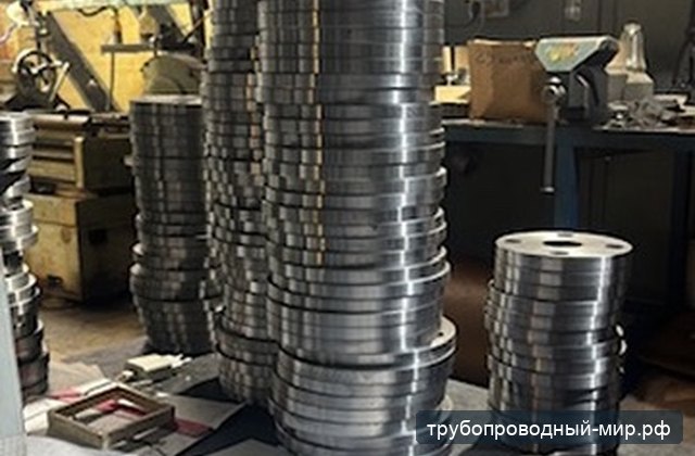 Фланцевая заготовка: обработка плоскостей