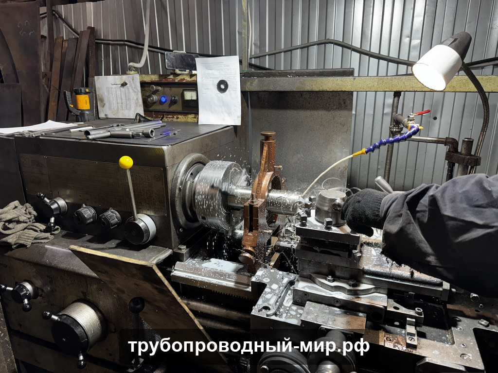 Токарная обработка защитного корпуса на производстве ТМ